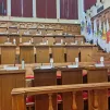 les bancs des maires qui ne sont pas dans le groupe de la majorité - RCF 