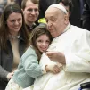 Des hommages affluent de partout à travers la France, et à travers le monde. © Vatican News