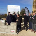 La pose symbolique de la première pierre du centre santé polyvalent de Dole