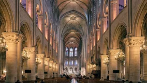 La nef de Notre Dame de Paris