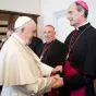 Le Pape François avec le Cardinal Bustillo