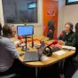 Christopher Fausten et Père François de Mianville depuis le studio RCF à Châlons en Champagne