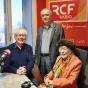 Françoise Huet en compagnie de Jean-Jo Roux et Christian Foulonneau en janvier 2020 dans les studios de RCF Anjou