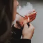 image d'illustration (fumeuse) - © Lilartsy via Unsplash